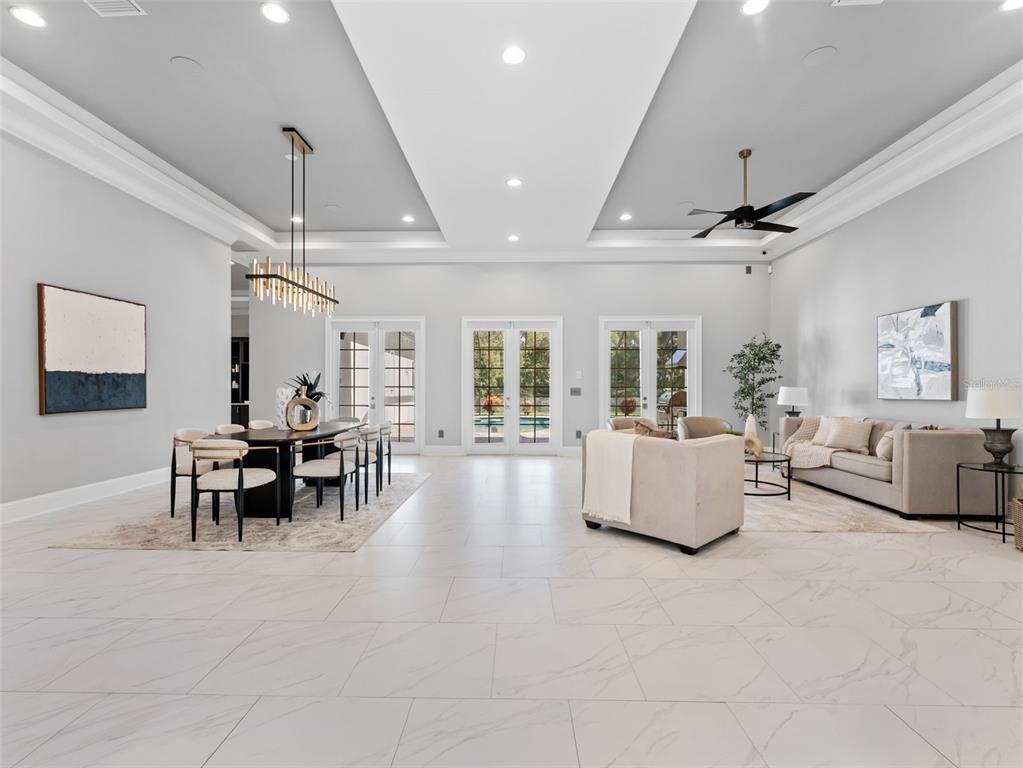 Chandelier, Dining room, Interior, Living room, Marble, Pendant Lights, Recessed Lighting