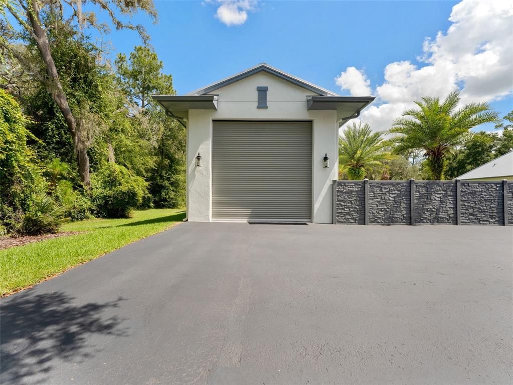 Backyard, Detached Garage, Exterior