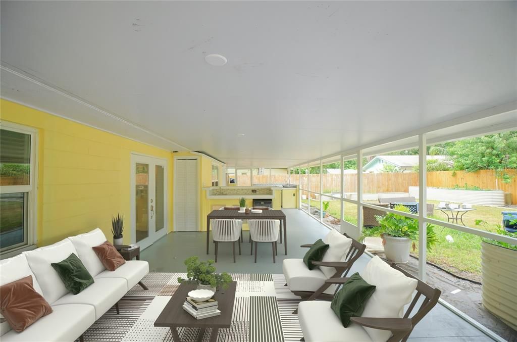 Dining room, Interior, Living room, Sun Room