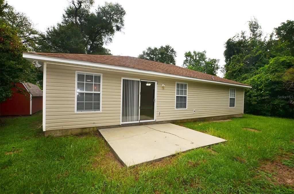 Backyard, Exterior