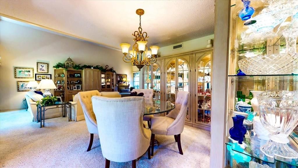 Chandelier, Dining room, Interior, Living room