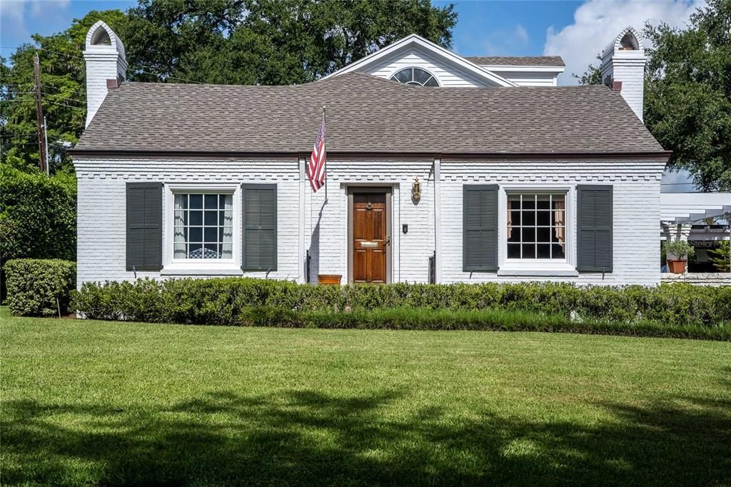 Exterior, Facade, Cape Cod