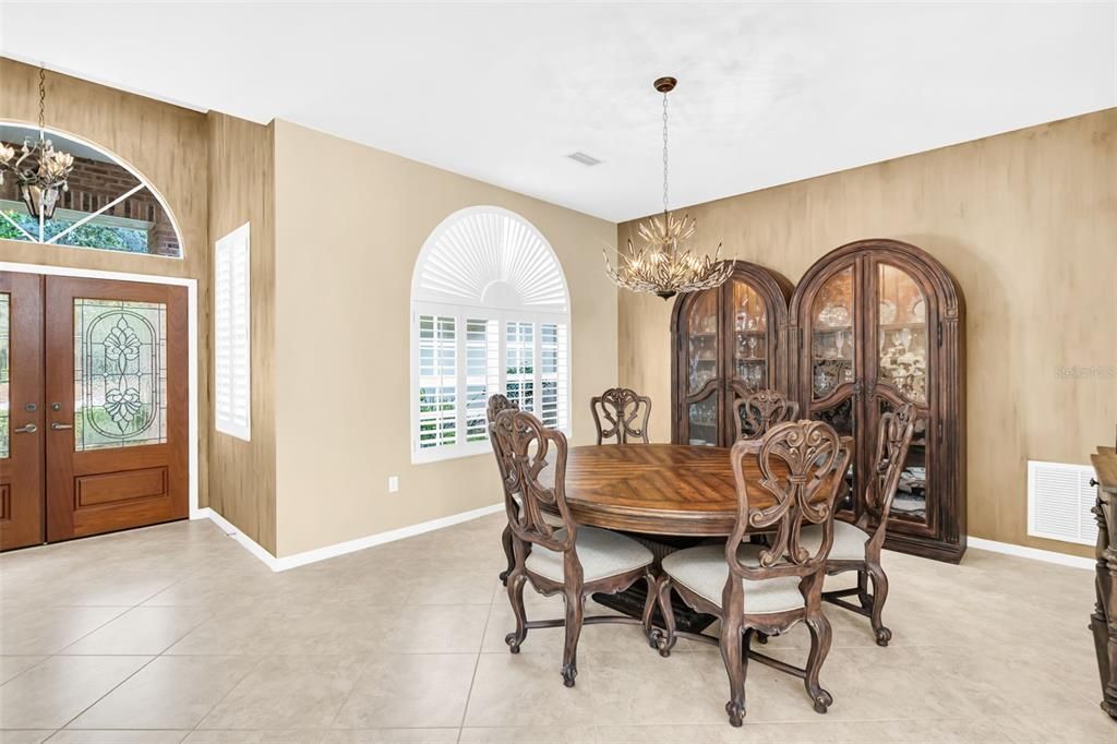 Chandelier, Dining room, Interior, Pendant Lights