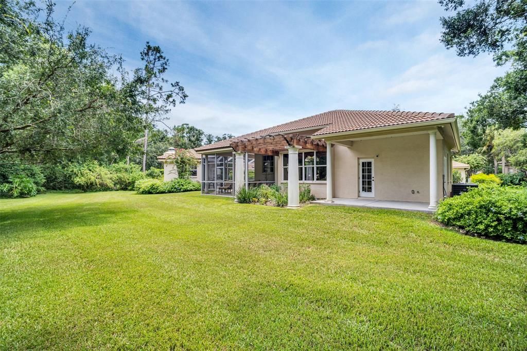 Backyard, Exterior