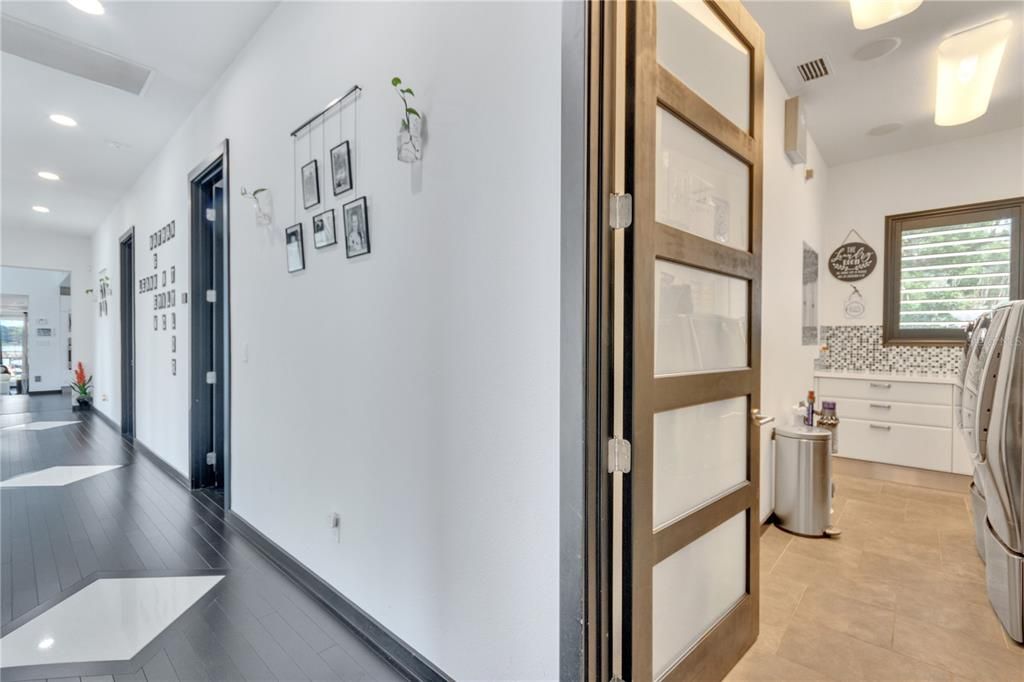 Interior, Recessed Lighting, Wood Texture Flooring