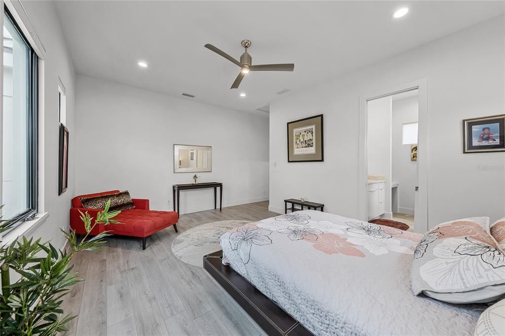 Bedroom, Interior, Recessed Lighting, Wood Texture Flooring