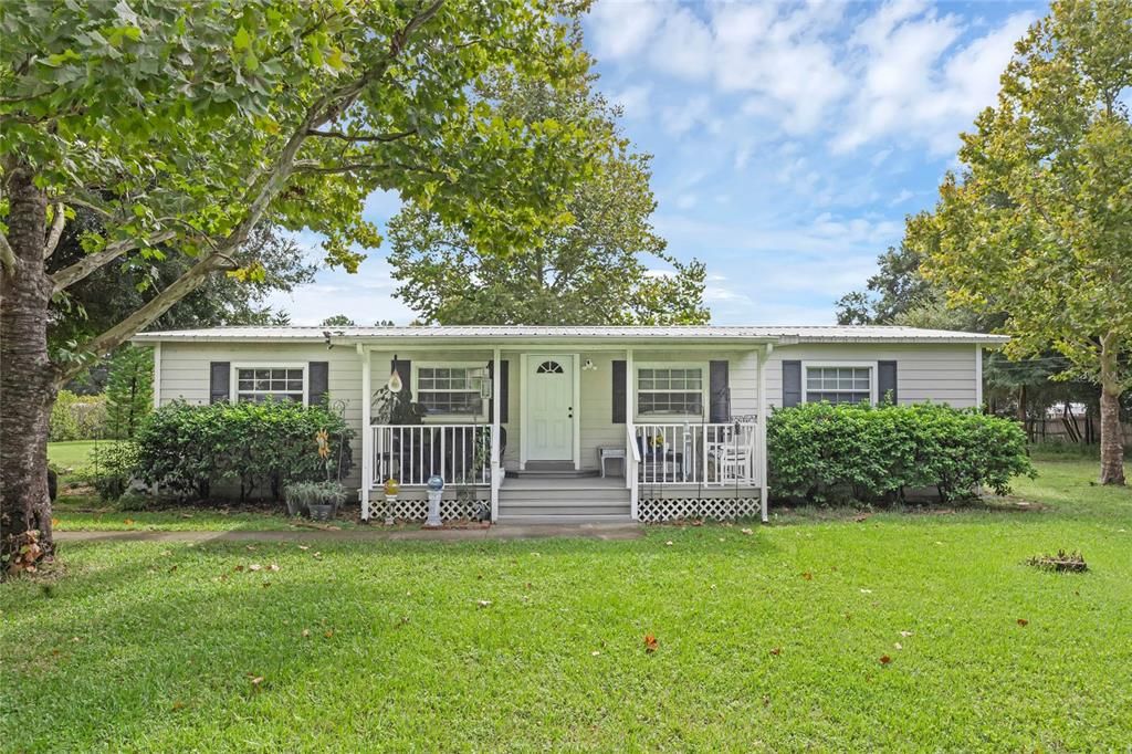 Backyard, Exterior, Facade, Ranch