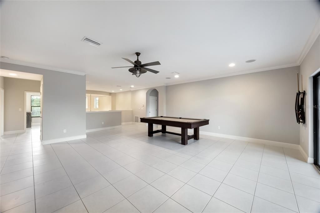 Billiard Table, Game Room, Interior, Recessed Lighting