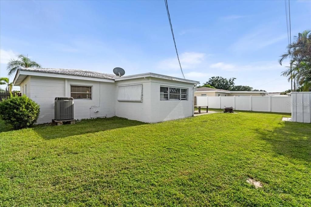 Backyard, Exterior