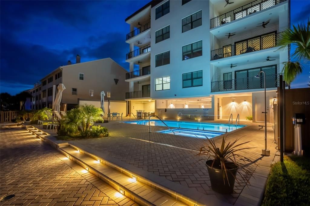 Exterior, Pool