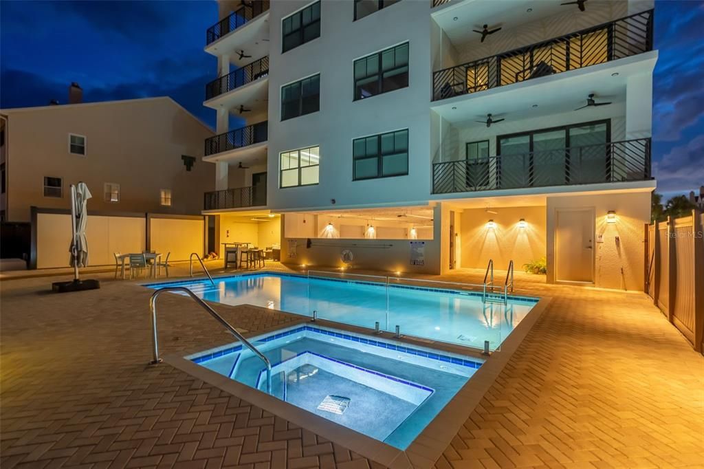 Exterior, Pool
