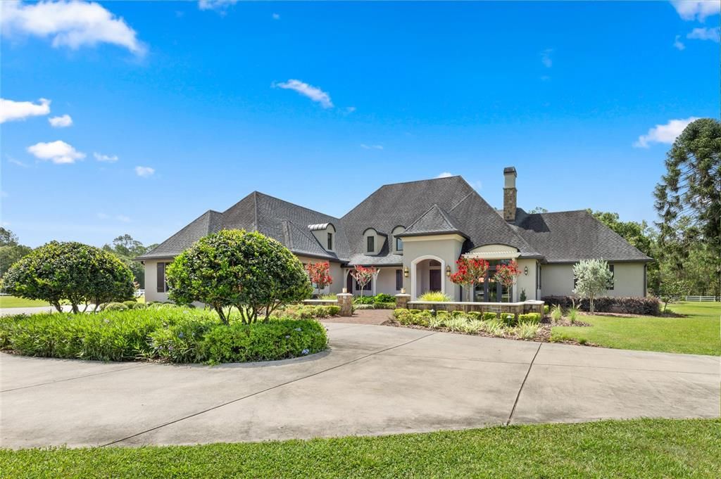 Backyard, Exterior, Facade, French Provincial