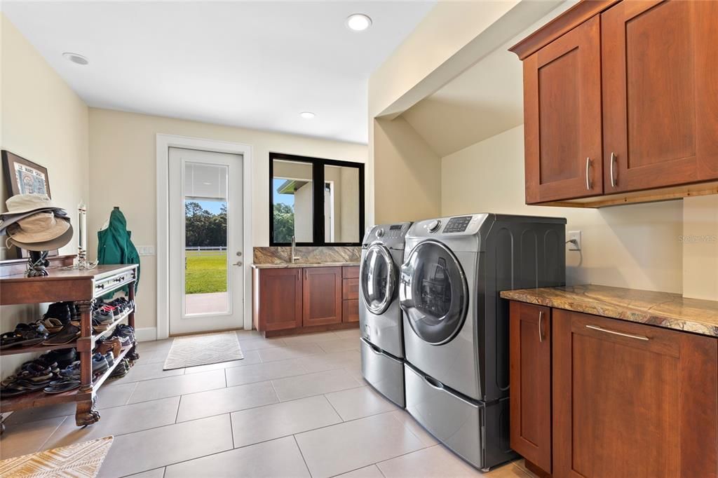Interior, Recessed Lighting, Washer