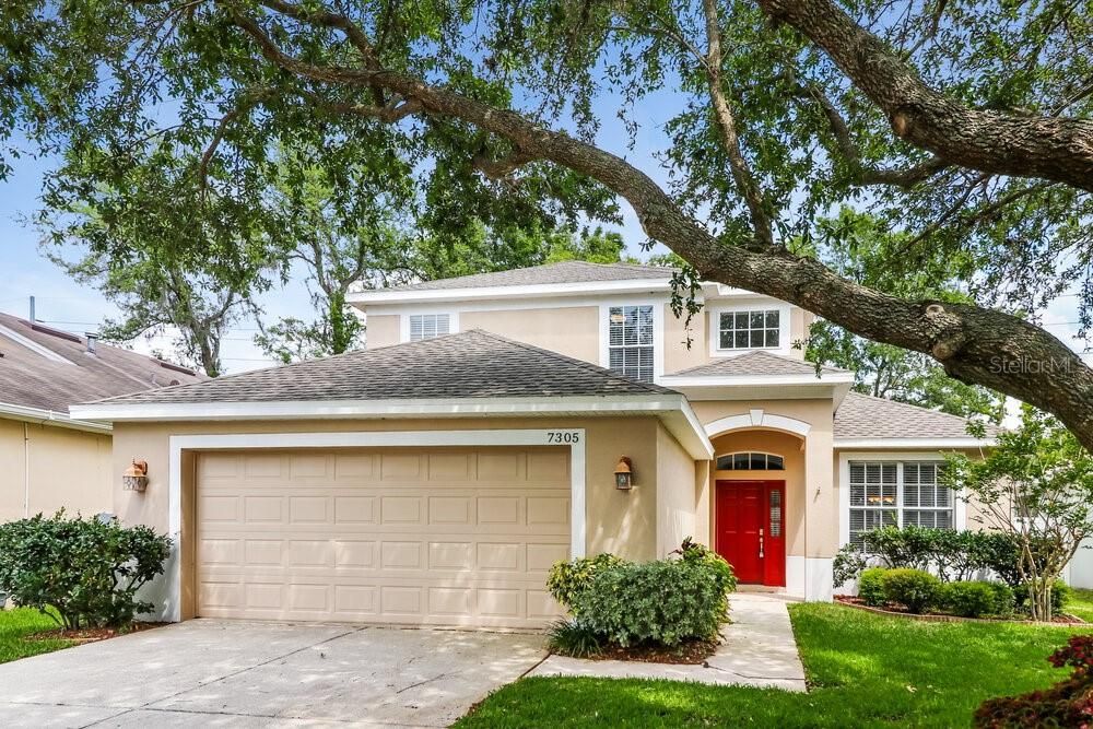 Attached, Exterior, Facade, Ranch