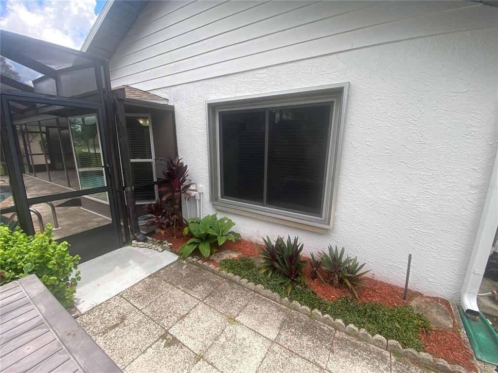 Exterior, Sun Room
