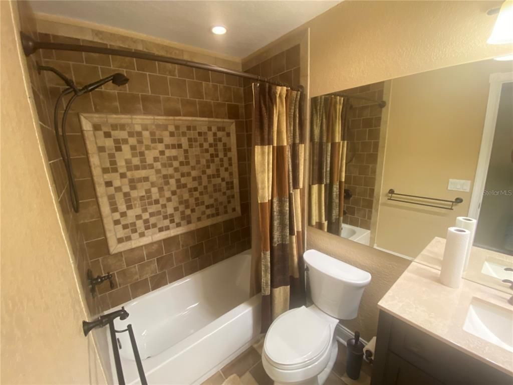 Bathroom, Interior, Recessed Lighting