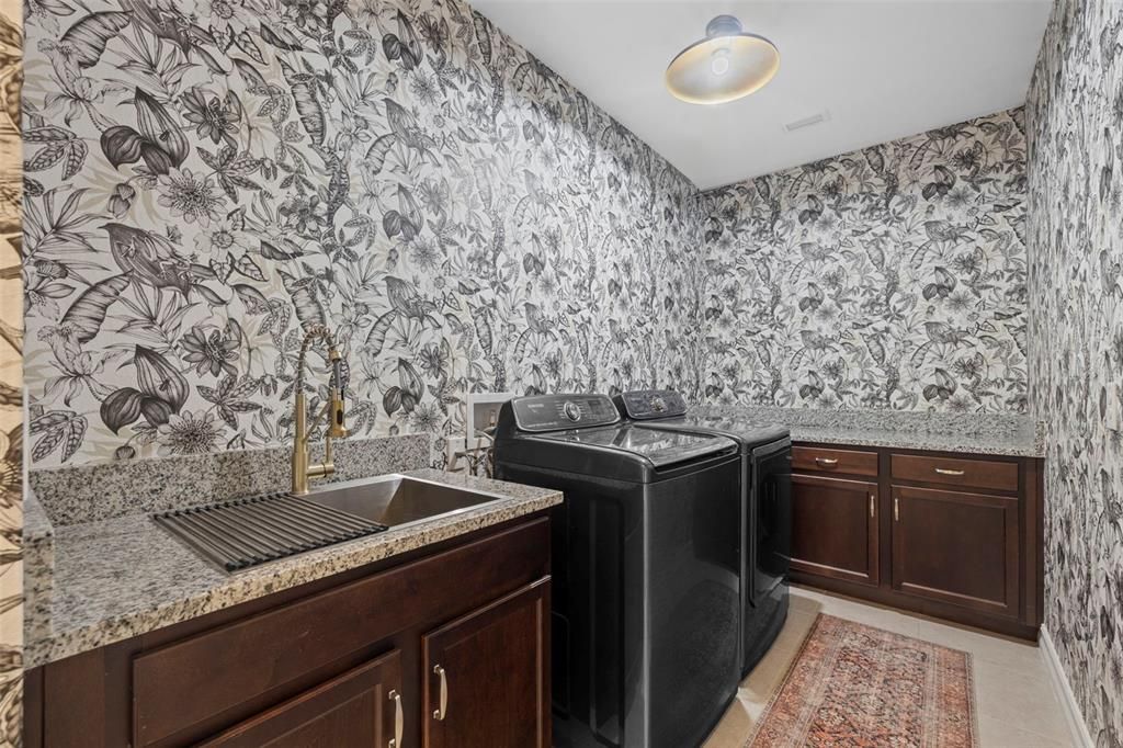 Interior, Washer