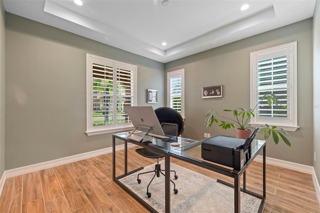 Home Office, Interior, Recessed Lighting, Wood Texture Flooring