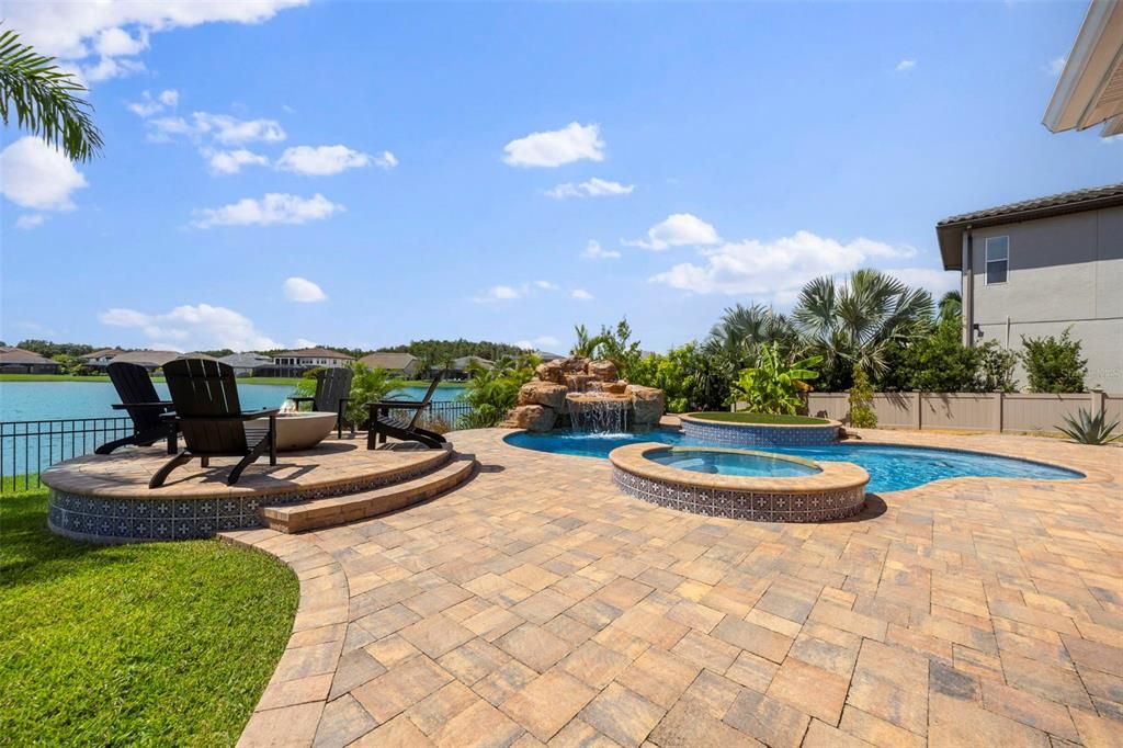 Exterior, Pool, Water