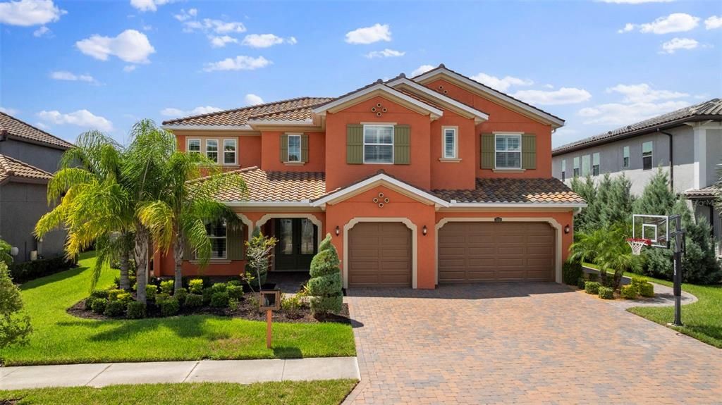 Attached, Exterior, Facade, Mediterranean