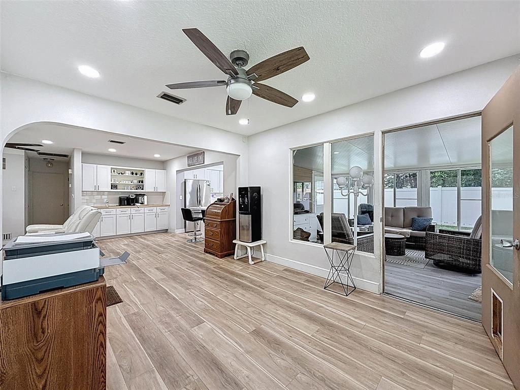 Interior, Kitchen, Living room, Recessed Lighting, Wood Texture Flooring