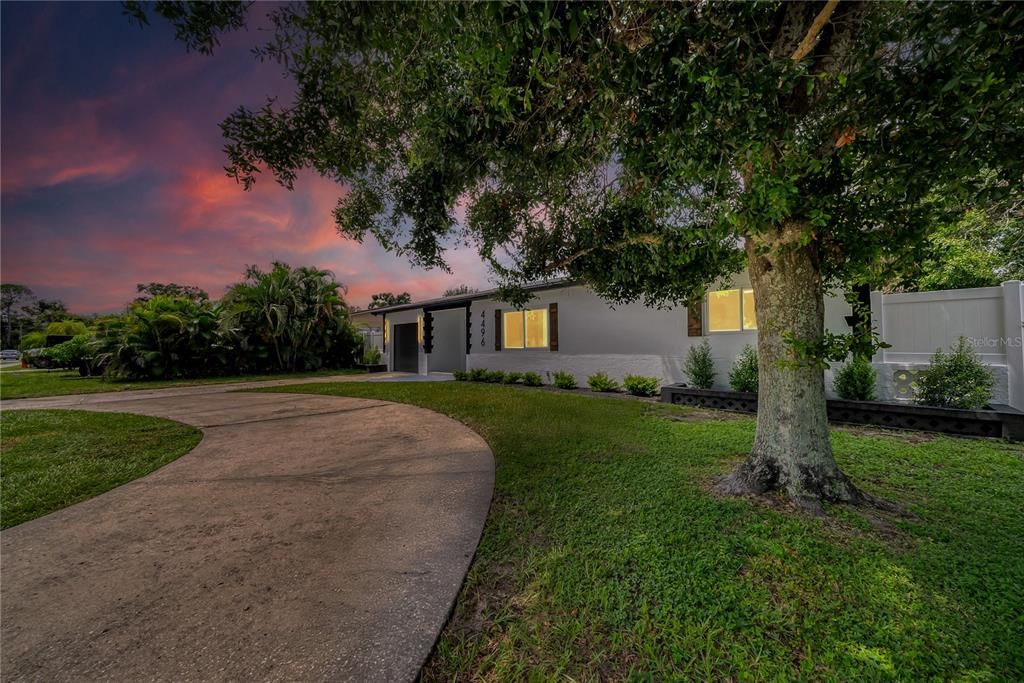 Backyard, Exterior