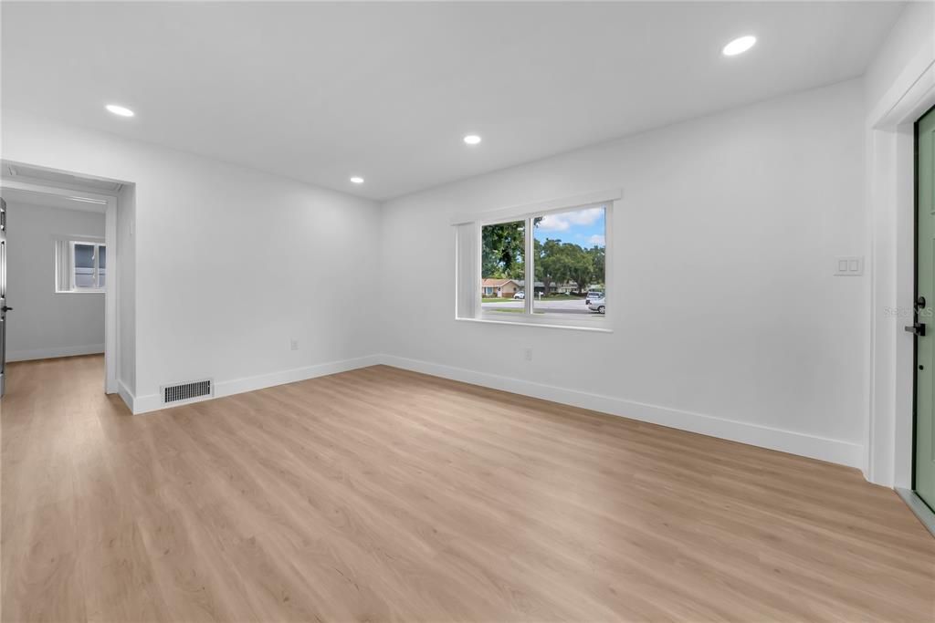 Empty room, Interior, Recessed Lighting, Wood Texture Flooring