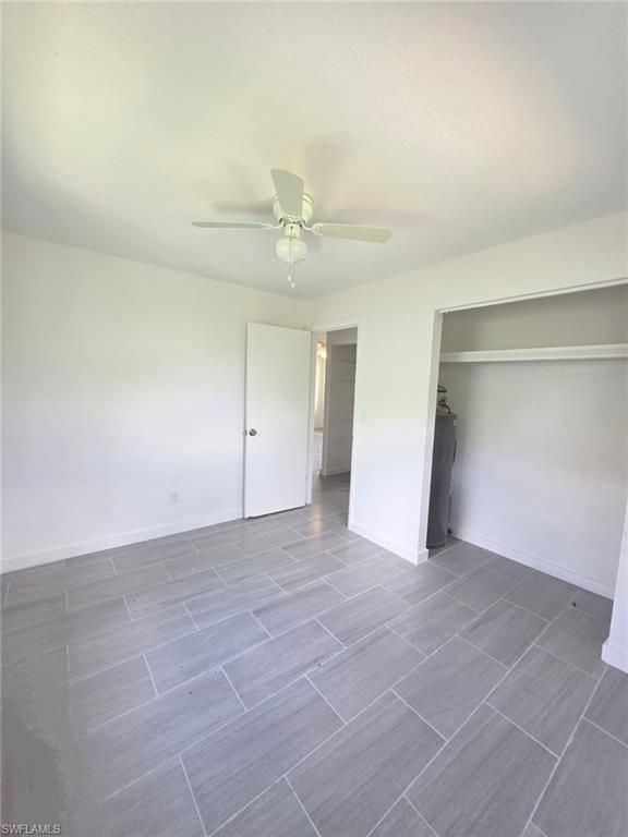 Empty room, Interior