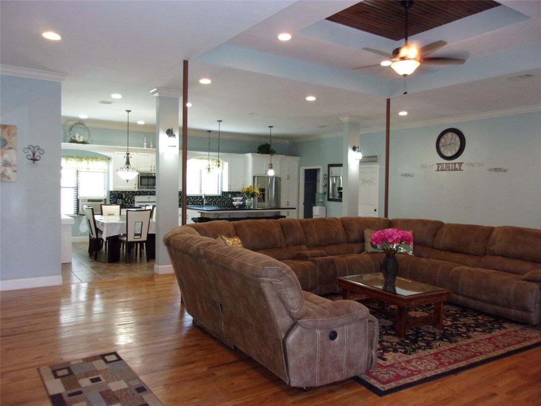 Dining room, Interior, Kitchen, Living room, Pendant Lights, Recessed Lighting, Wood Texture Flooring