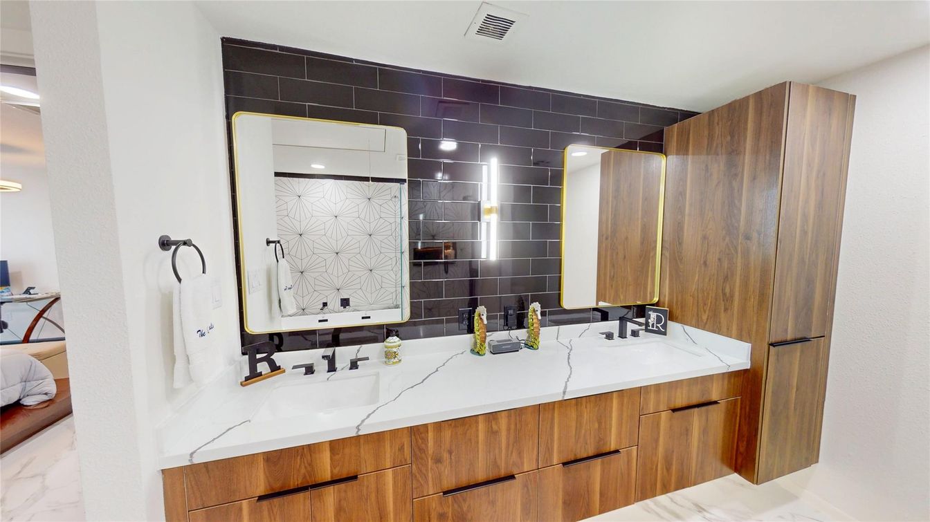 Bathroom, Dual Sink Vanities, Interior, Marble, Recessed Lighting