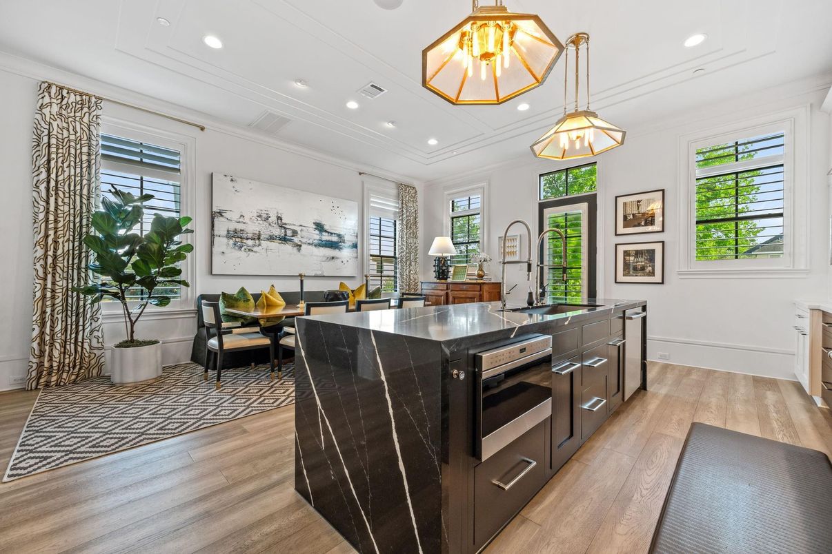 Interior, Pendant Lights, Recessed Lighting, Wood Texture Flooring