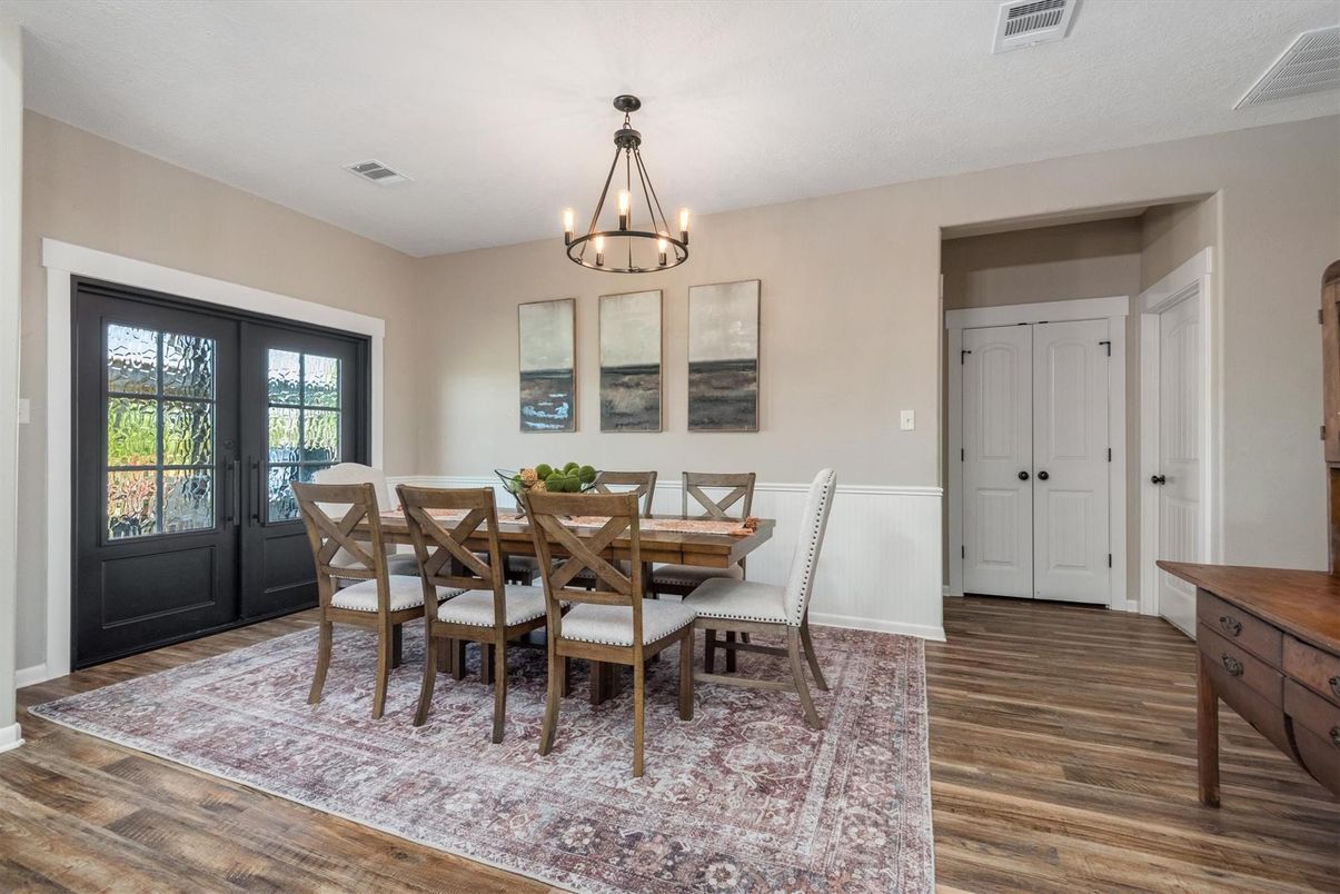 Chandelier, Dining room, Interior, Wood Texture Flooring