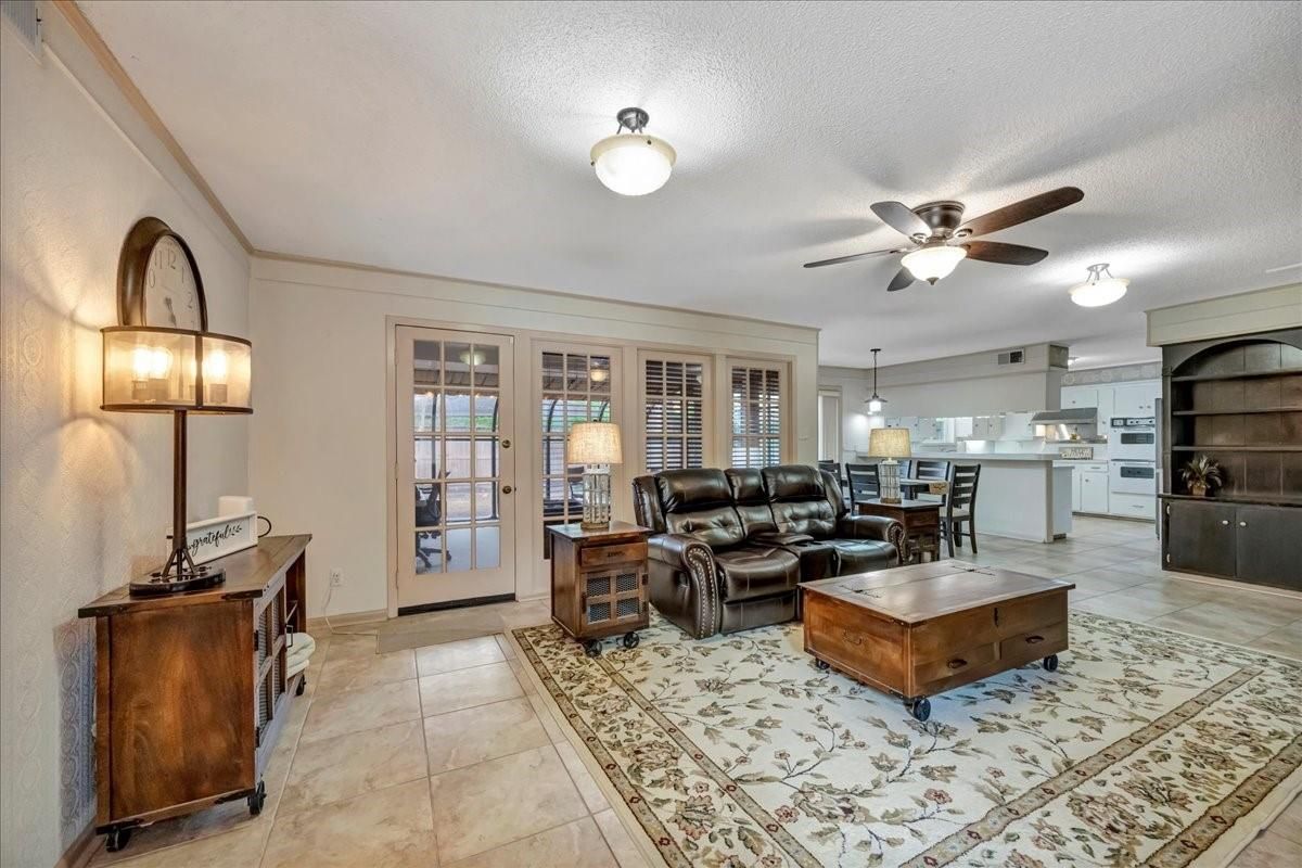 Interior, Kitchen, Living room, Pendant Lights