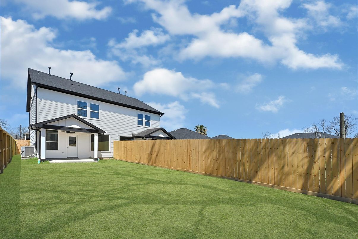 Backyard, Exterior