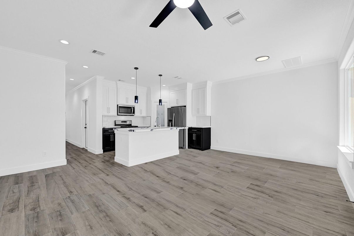 Interior, Kitchen, Pendant Lights, Recessed Lighting, Wood Texture Flooring