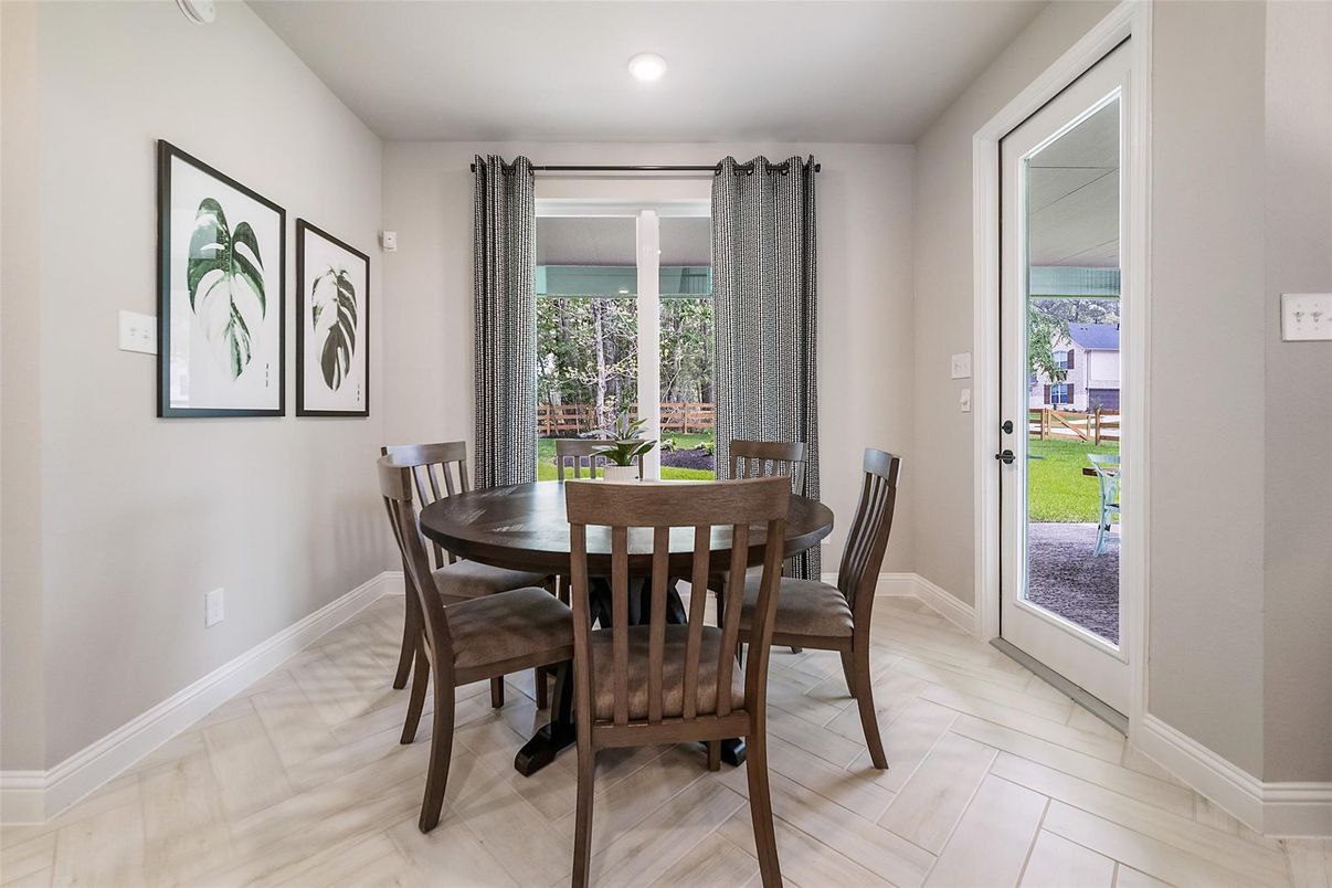 Dining room, Interior, Recessed Lighting