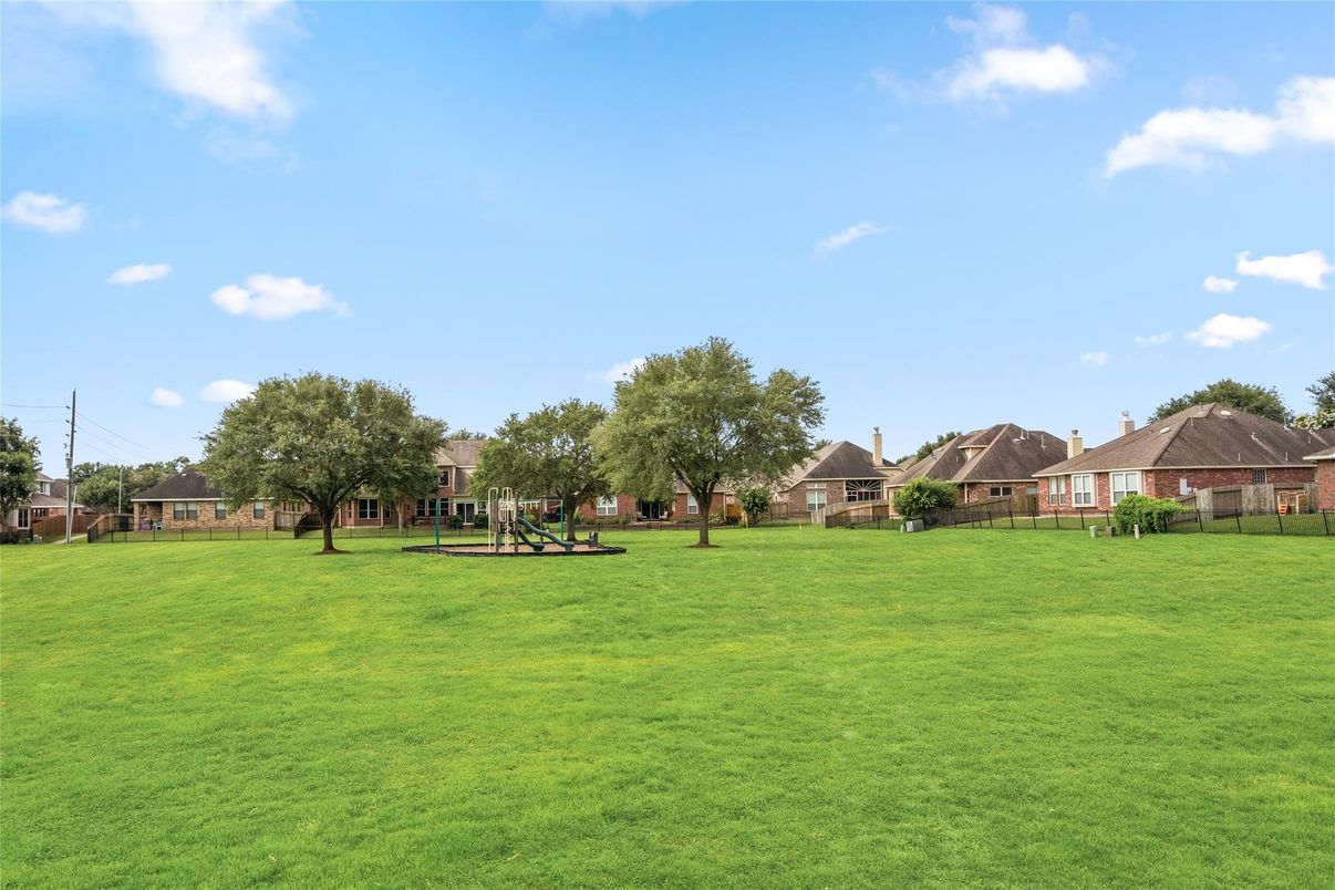 Backyard, Exterior, Playground