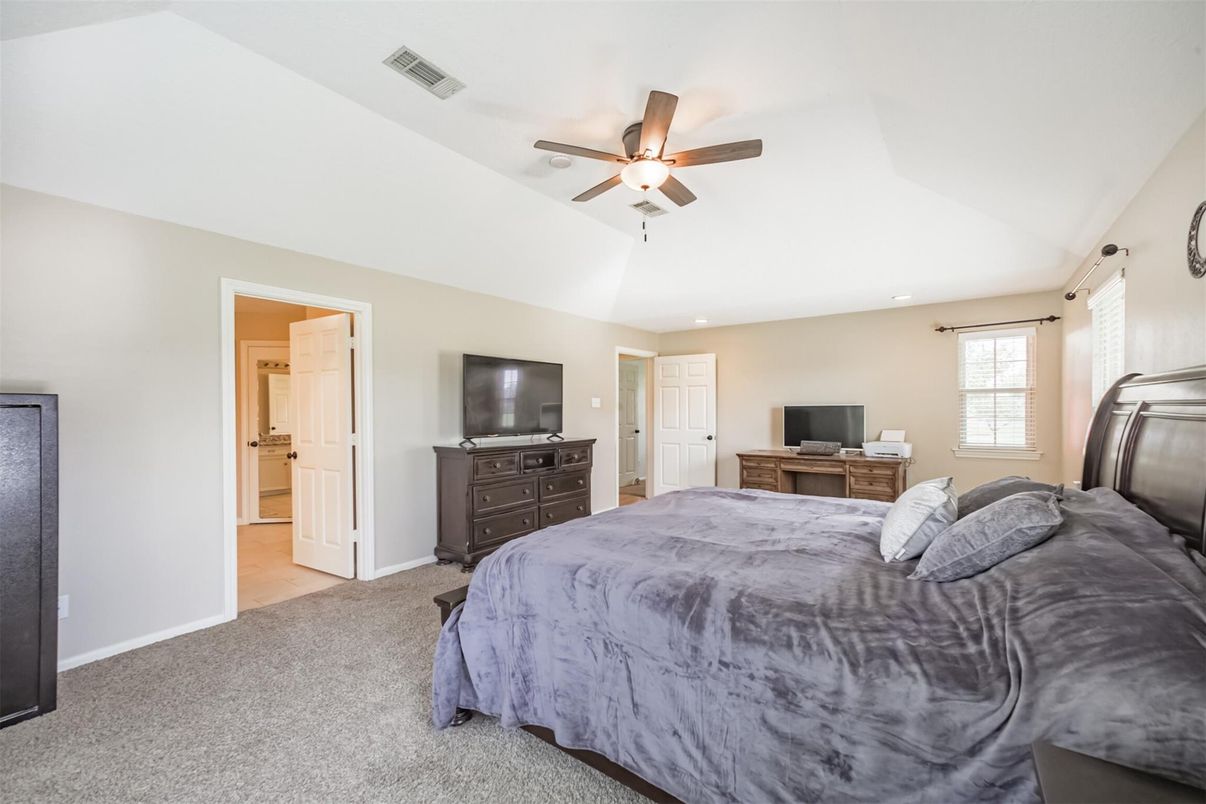 Bedroom, Interior, Recessed Lighting