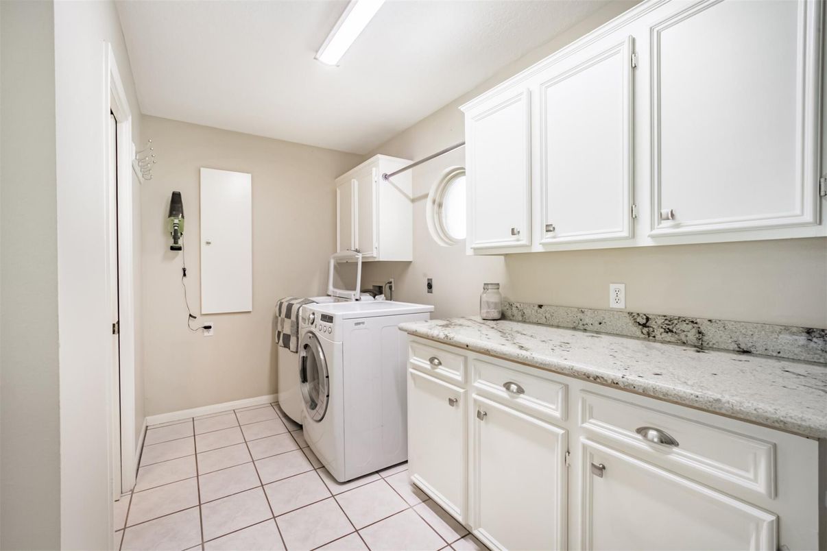 Interior, Washer