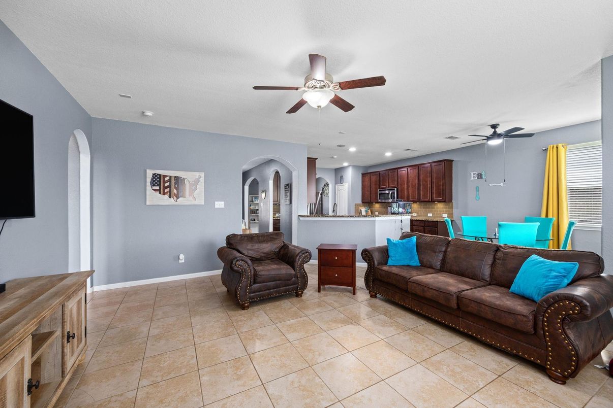 Dining room, Interior, Kitchen, Recessed Lighting