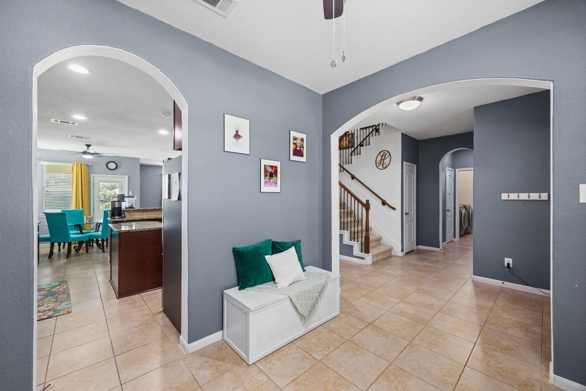 Dining room, Interior, Recessed Lighting