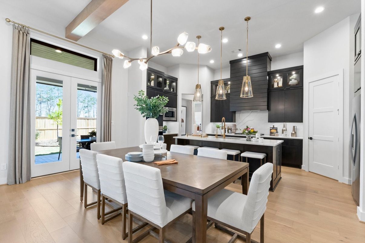 Dining room, Interior, Kitchen, Pendant Lights, Recessed Lighting, Wood Texture Flooring