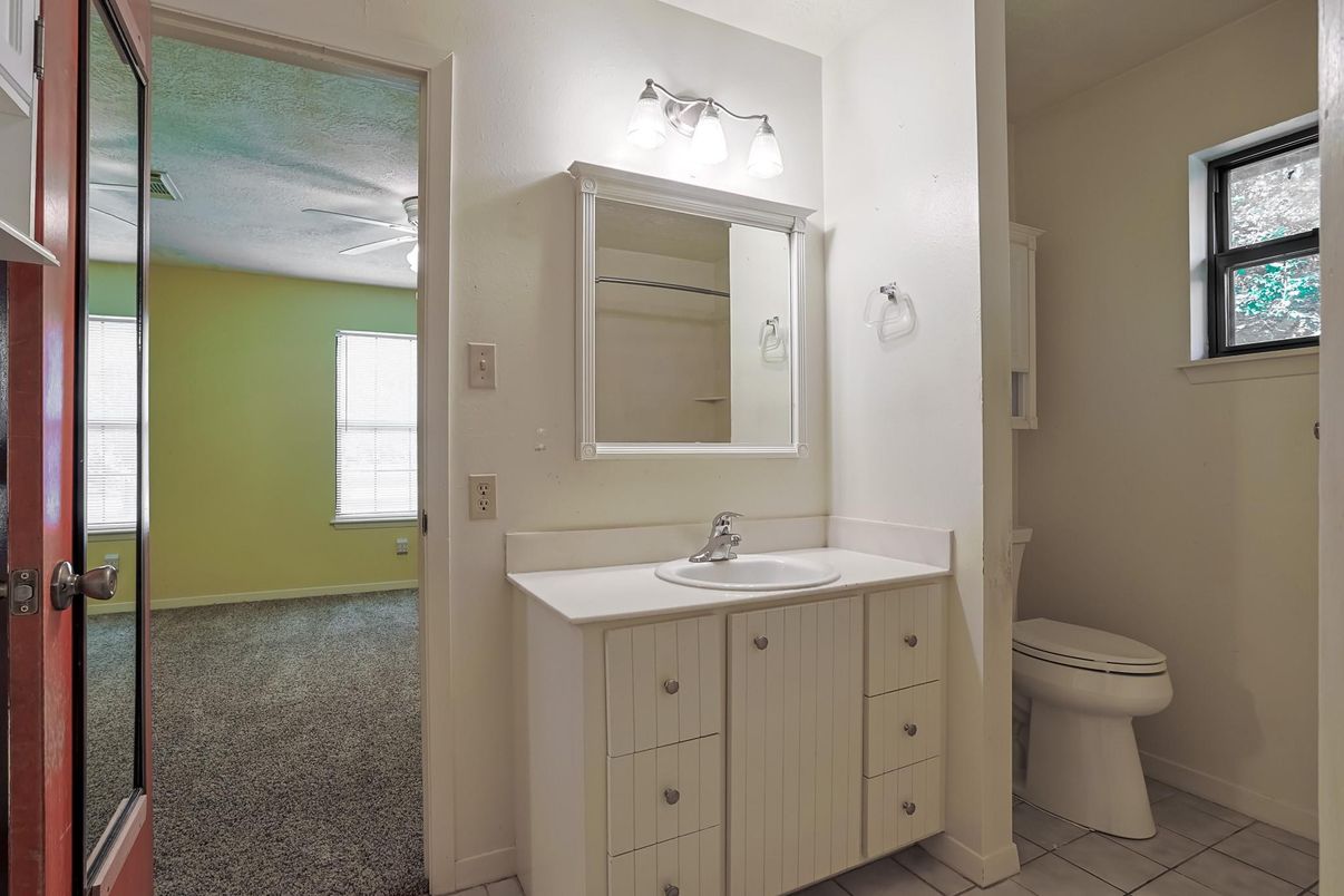 Bathroom, Interior