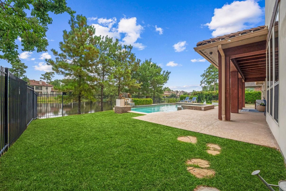Backyard, Exterior, Pool