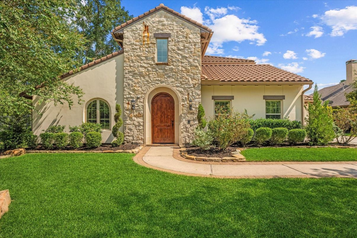 Backyard, Exterior, Facade, Spanish Mediterranean