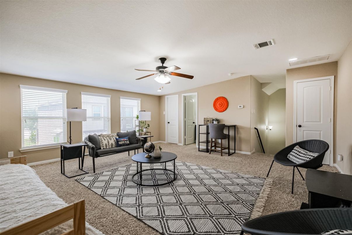 Dining room, Interior, Living room, Recessed Lighting