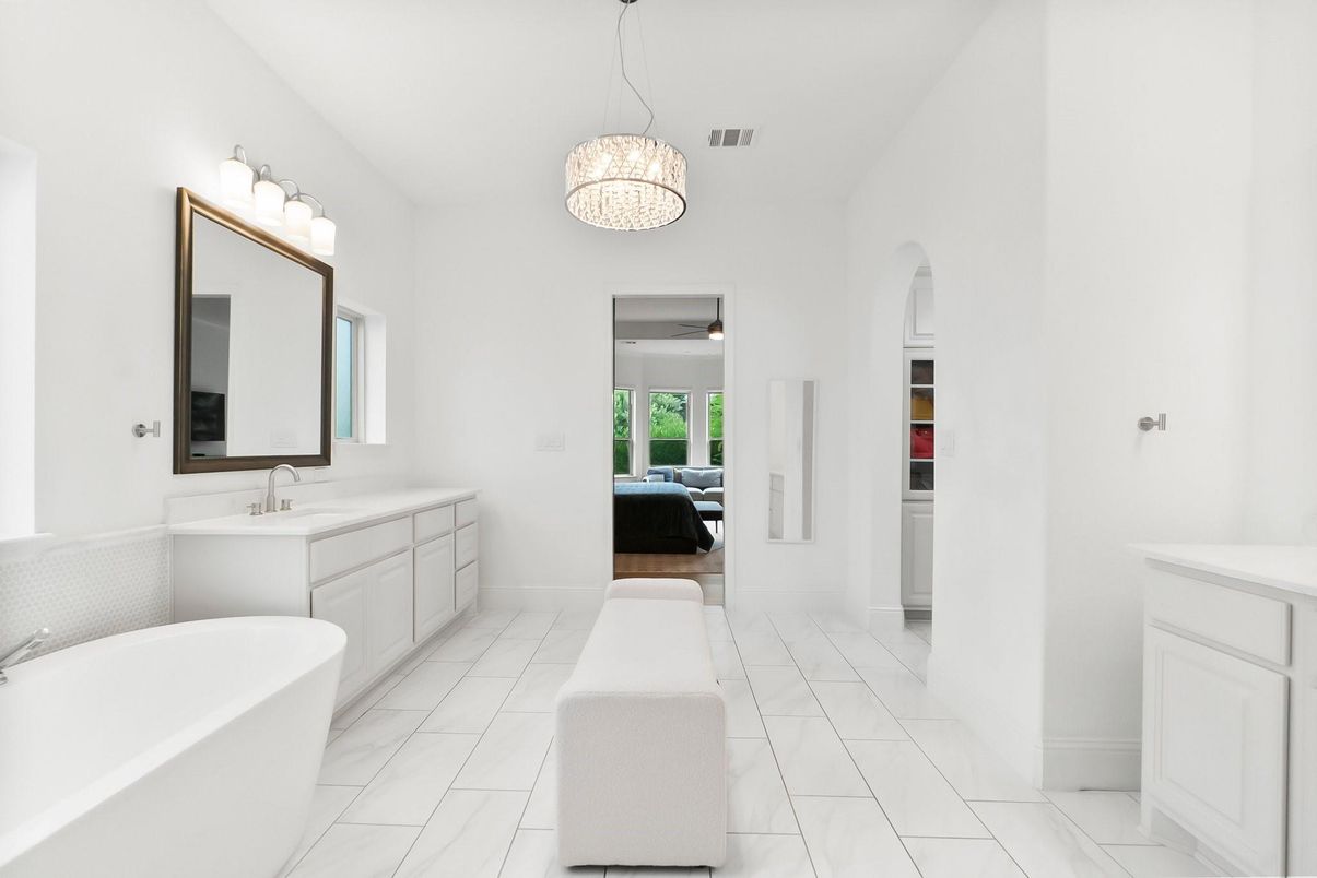 Bathroom, Chandelier, Dual Sink Vanities, Free Standing Baths, Interior, Marble, Pendant Lights, Recessed Lighting