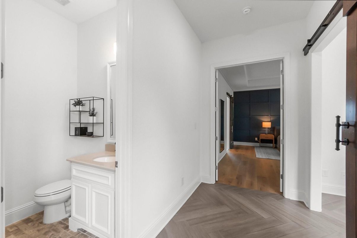 Bathroom, Interior, Pendant Lights