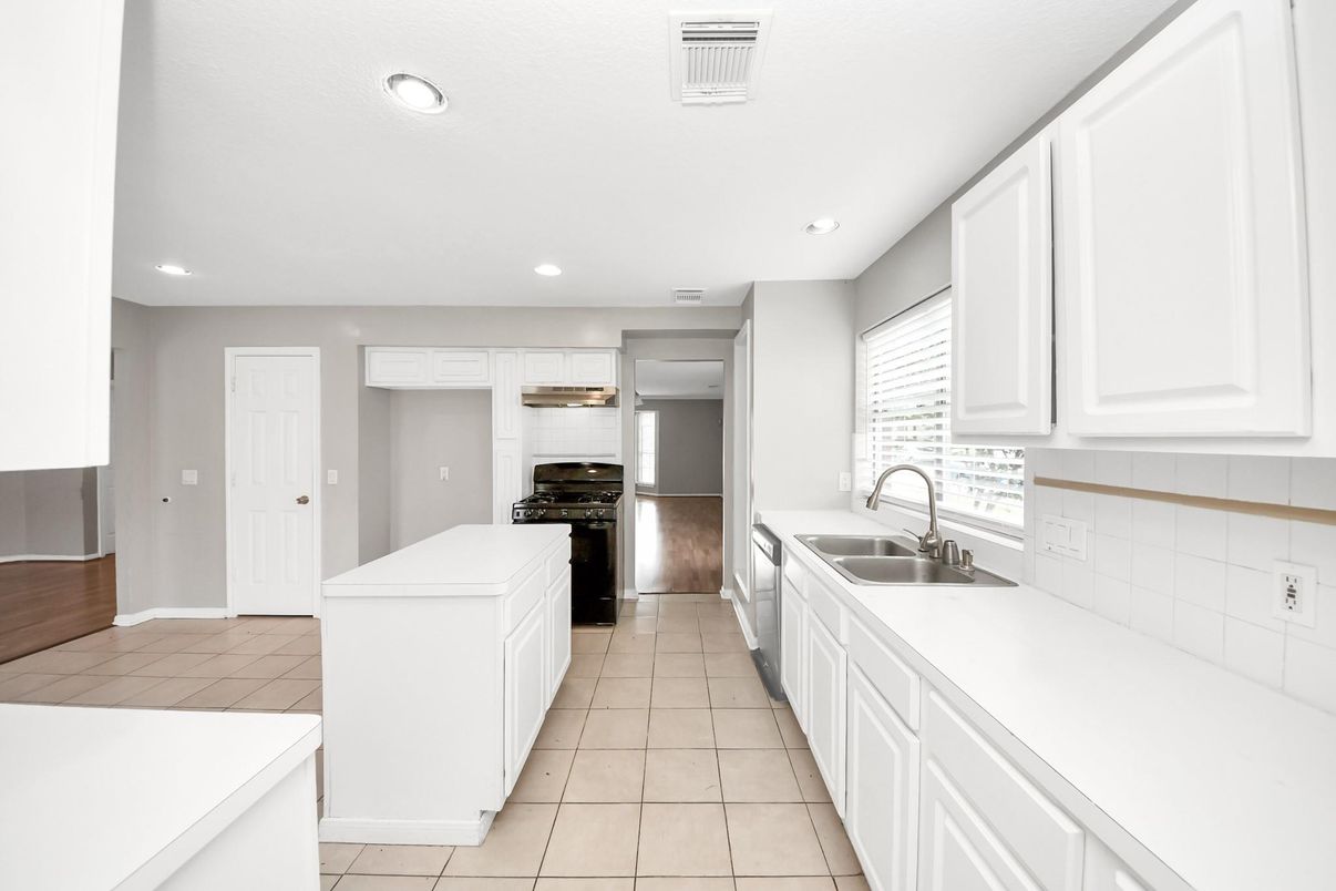 Interior, Kitchen, Recessed Lighting
