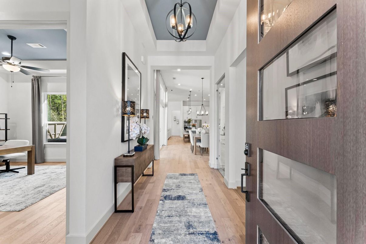 Interior, Pendant Lights, Recessed Lighting, Wood Texture Flooring